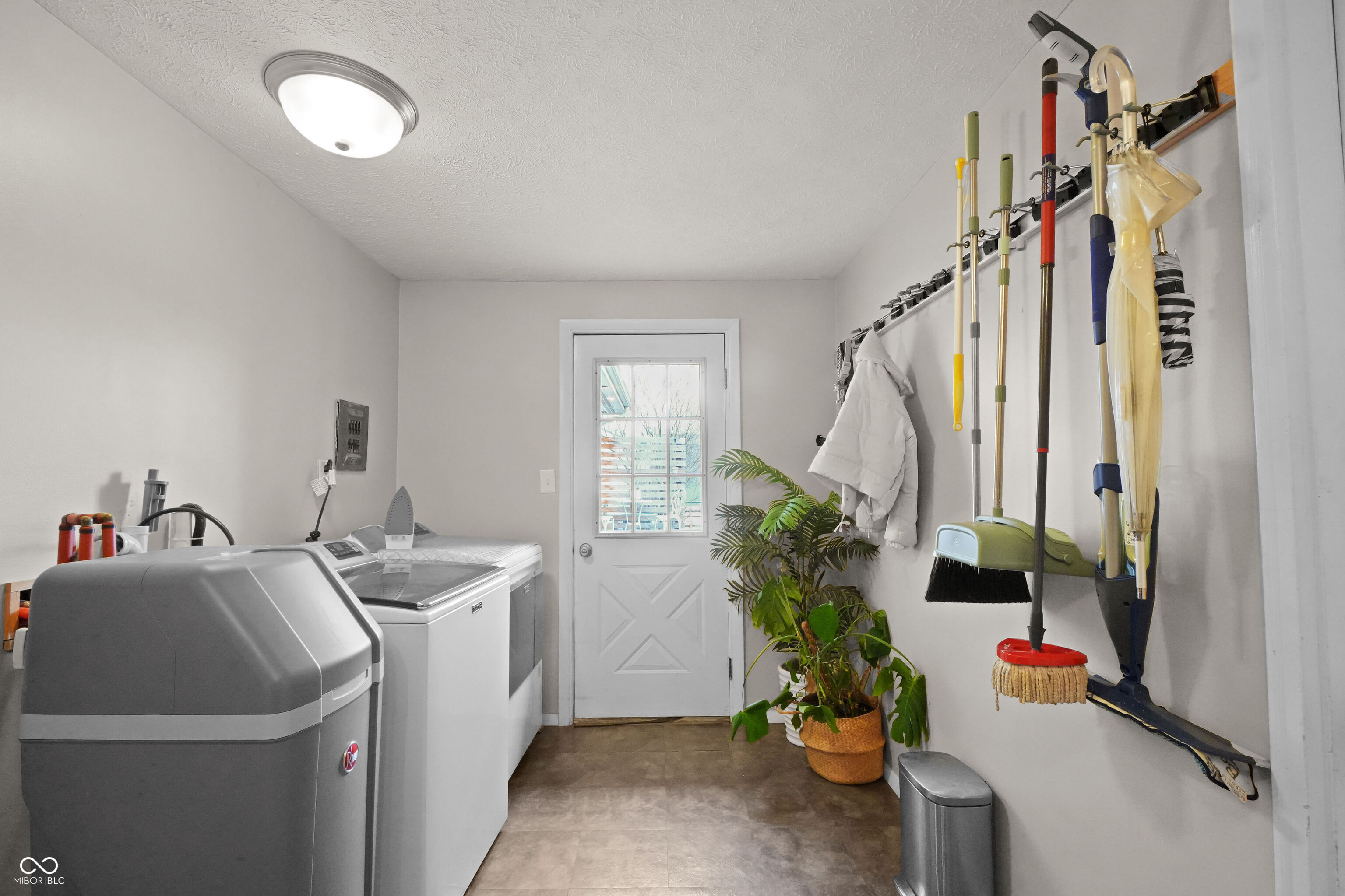 6630 South Cross Street Pendleton, IN 46064 - Photo 13 of 26