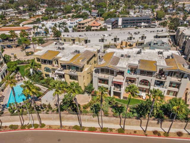 a picture of a city view