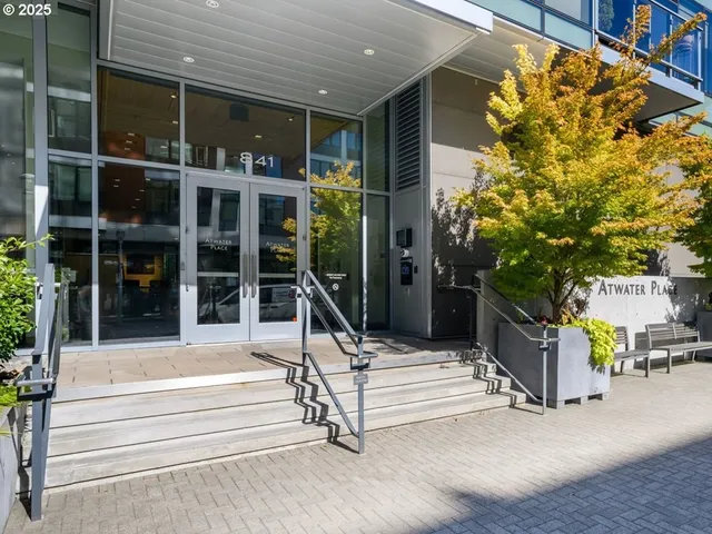 a view of building with door