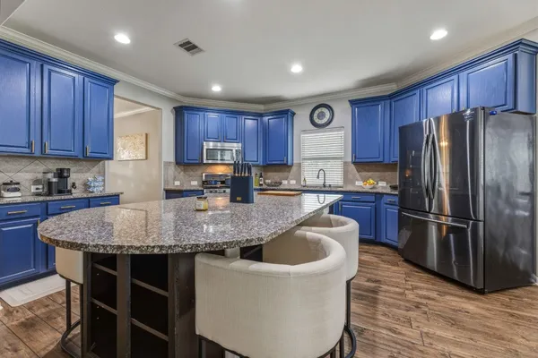 $425,000 | 21847 Mount Hunt Drive, Spring, TX 77388