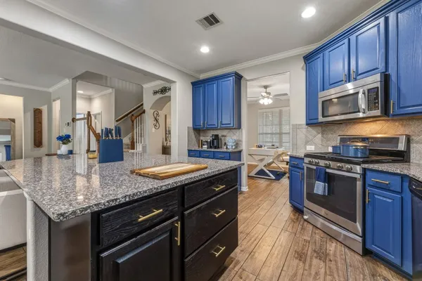 $425,000 | 21847 Mount Hunt Drive, Spring, TX 77388