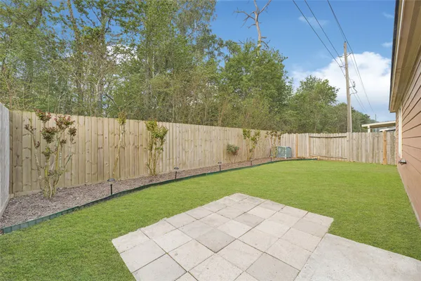 $2,000 | 12914 Pecan Shores Drive, Houston, TX 77044