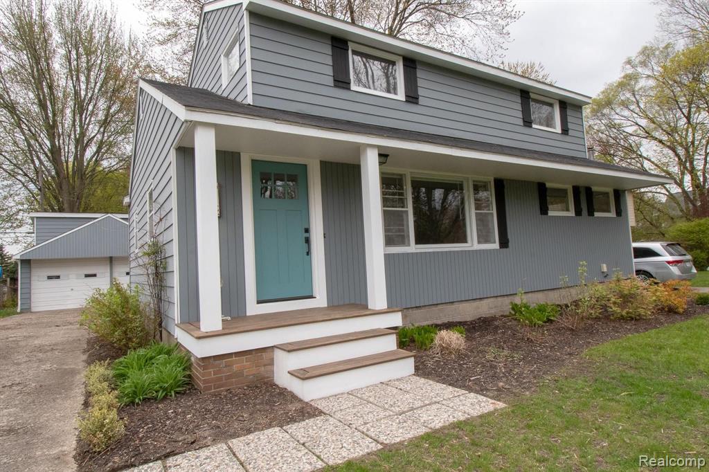274 Red Oak Lane Rochester Hills, MI 48307 - Photo 2 of 24