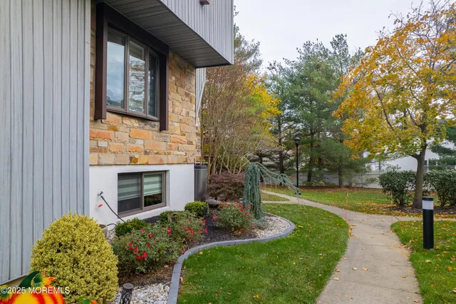 front view of house with a yard