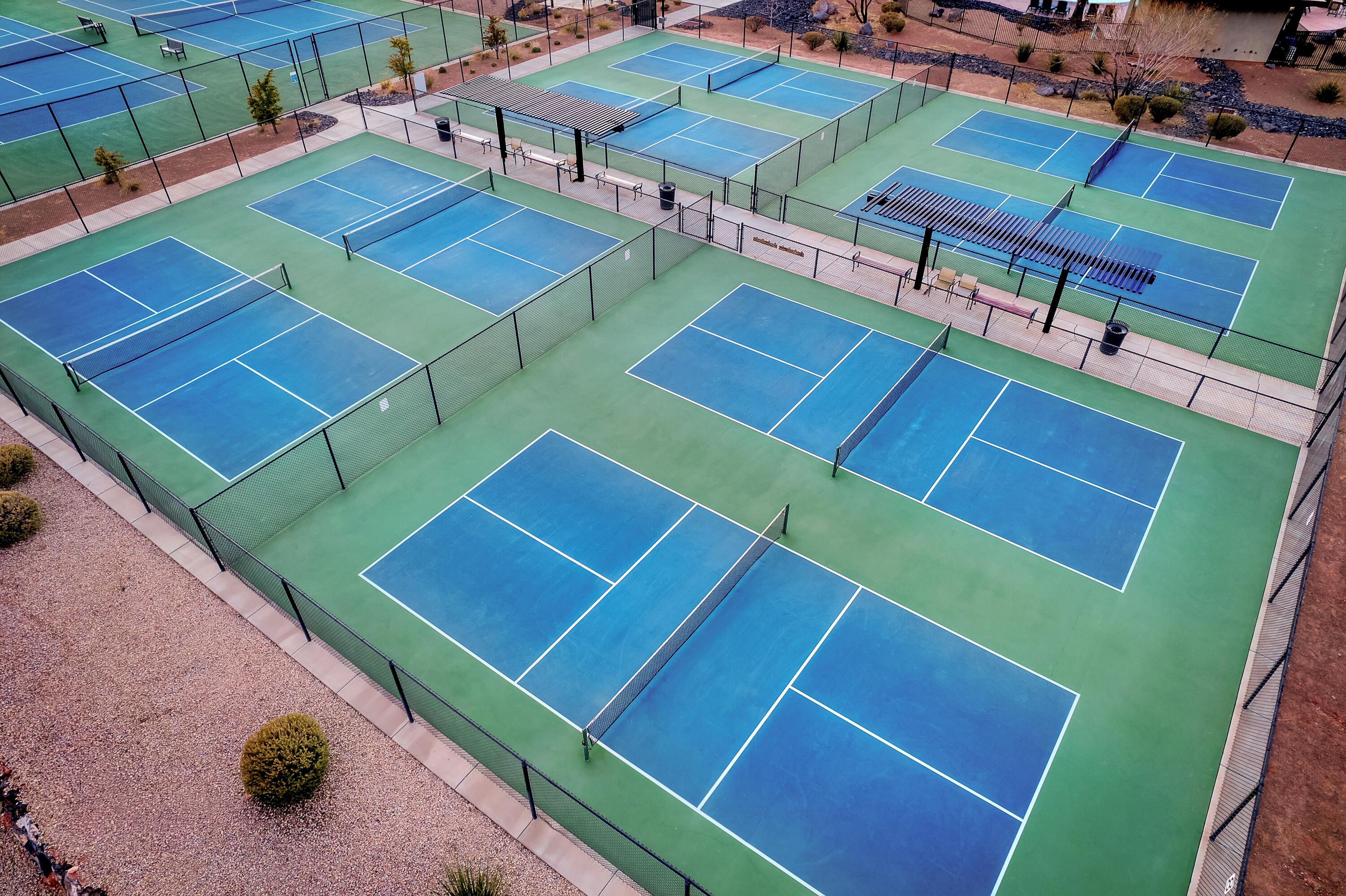 1414 Via Del Sol Washington, UT 84780 - Photo 35 of 37 Brio Pickleball Courts