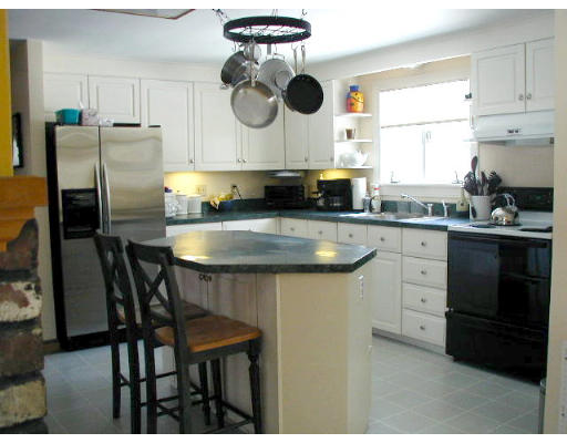 213 Haggetts Pond Road Andover, MA 01810 - Photo 10 of 14