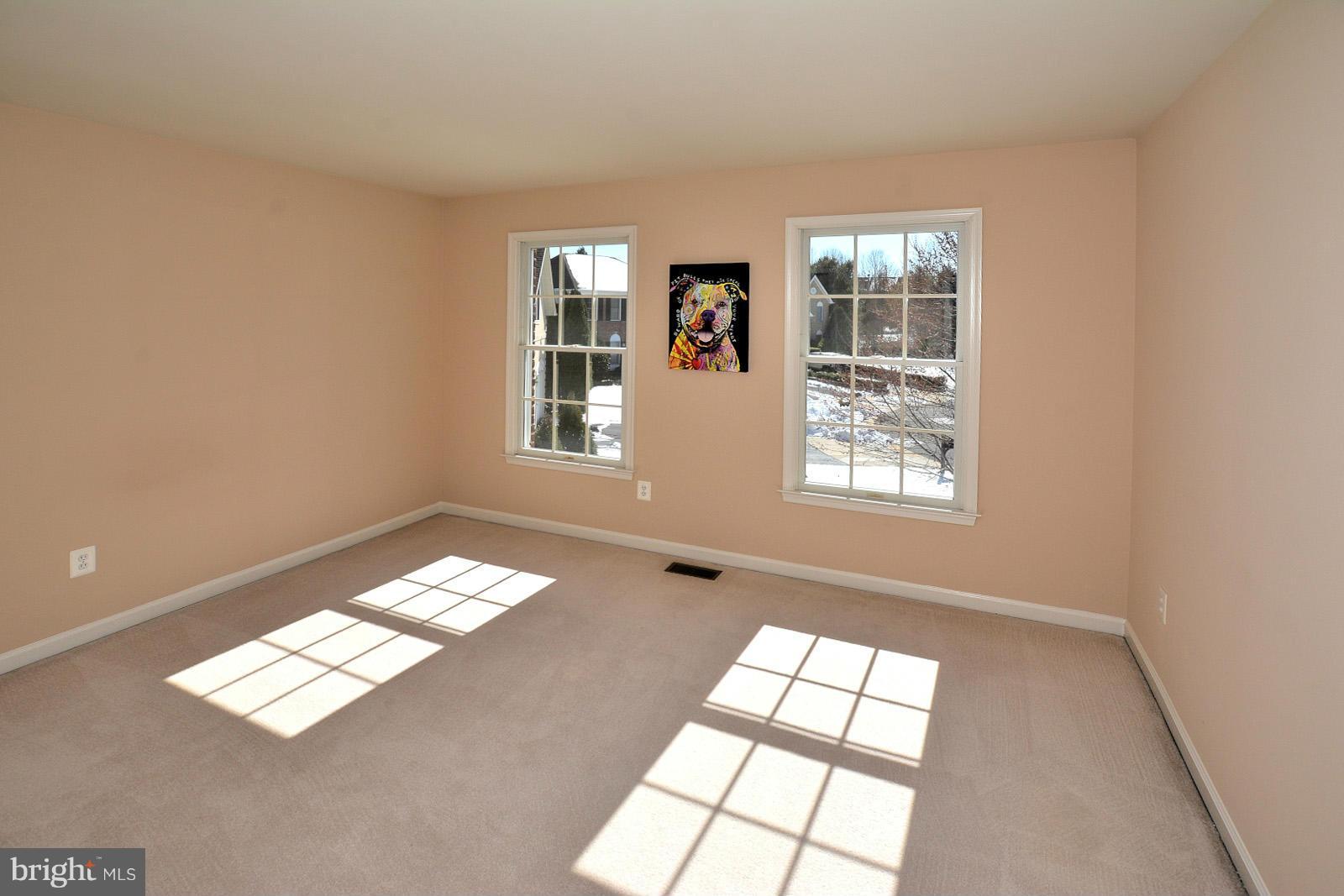 10838 Welbury Court Reston, VA 20194 - Photo 18 of 30 an empty room with a window