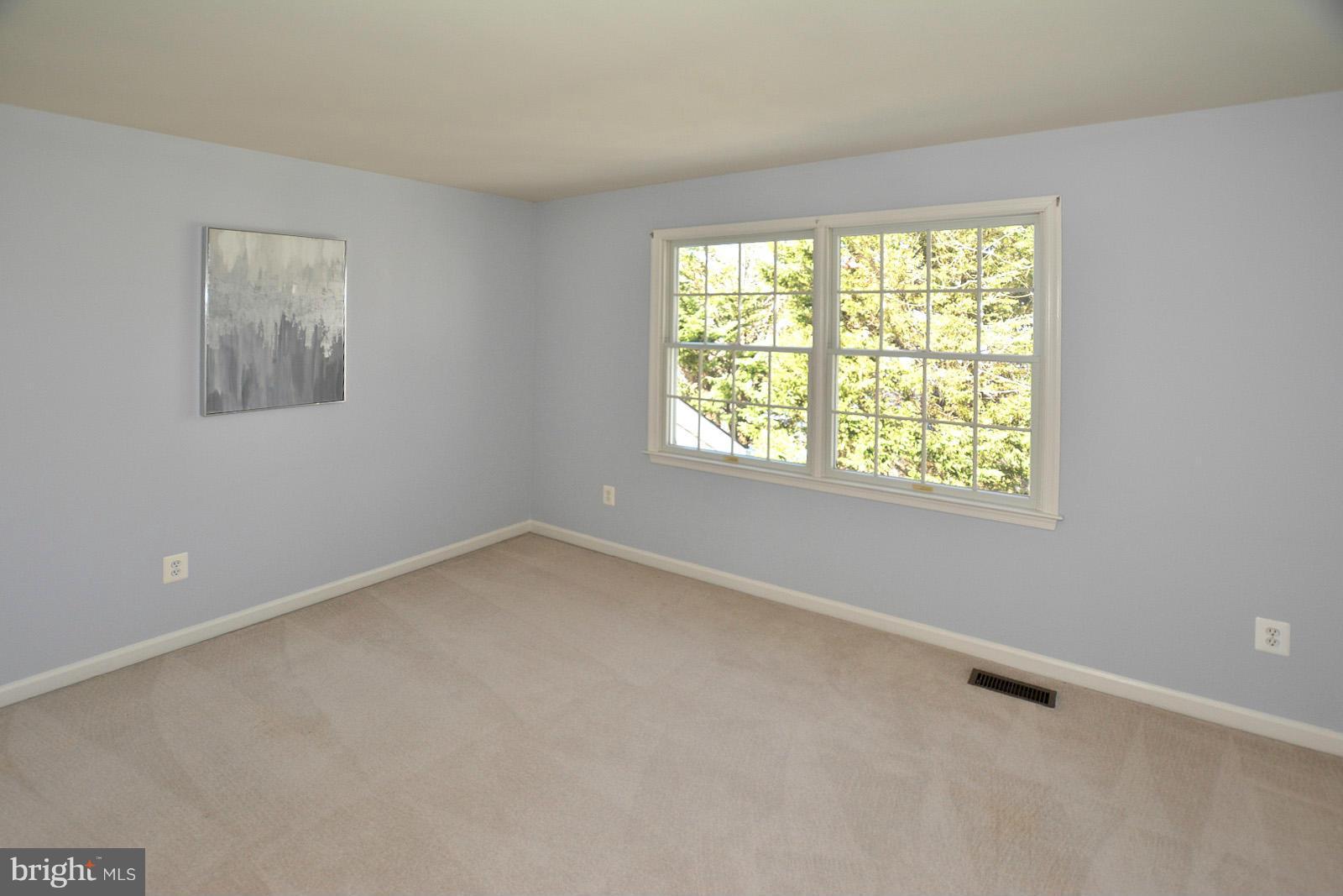 10838 Welbury Court Reston, VA 20194 - Photo 23 of 30 an empty room with a window