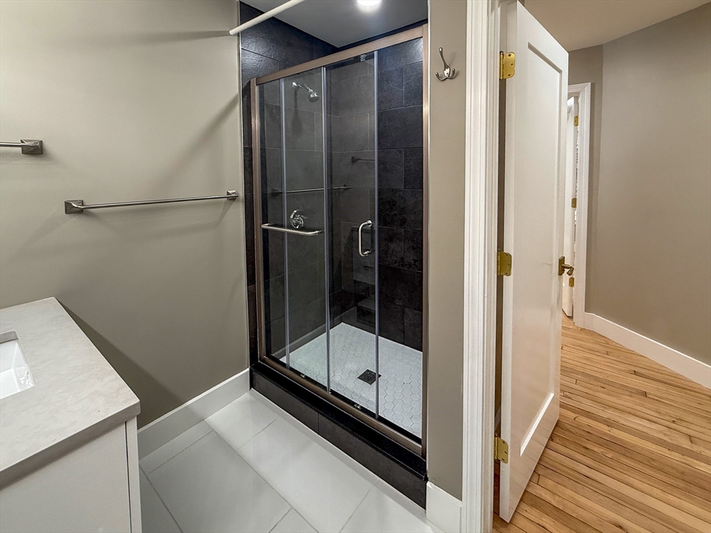 48-50 Winter Street, Unit 5R Boston, MA 02111 - Photo 10 of 11