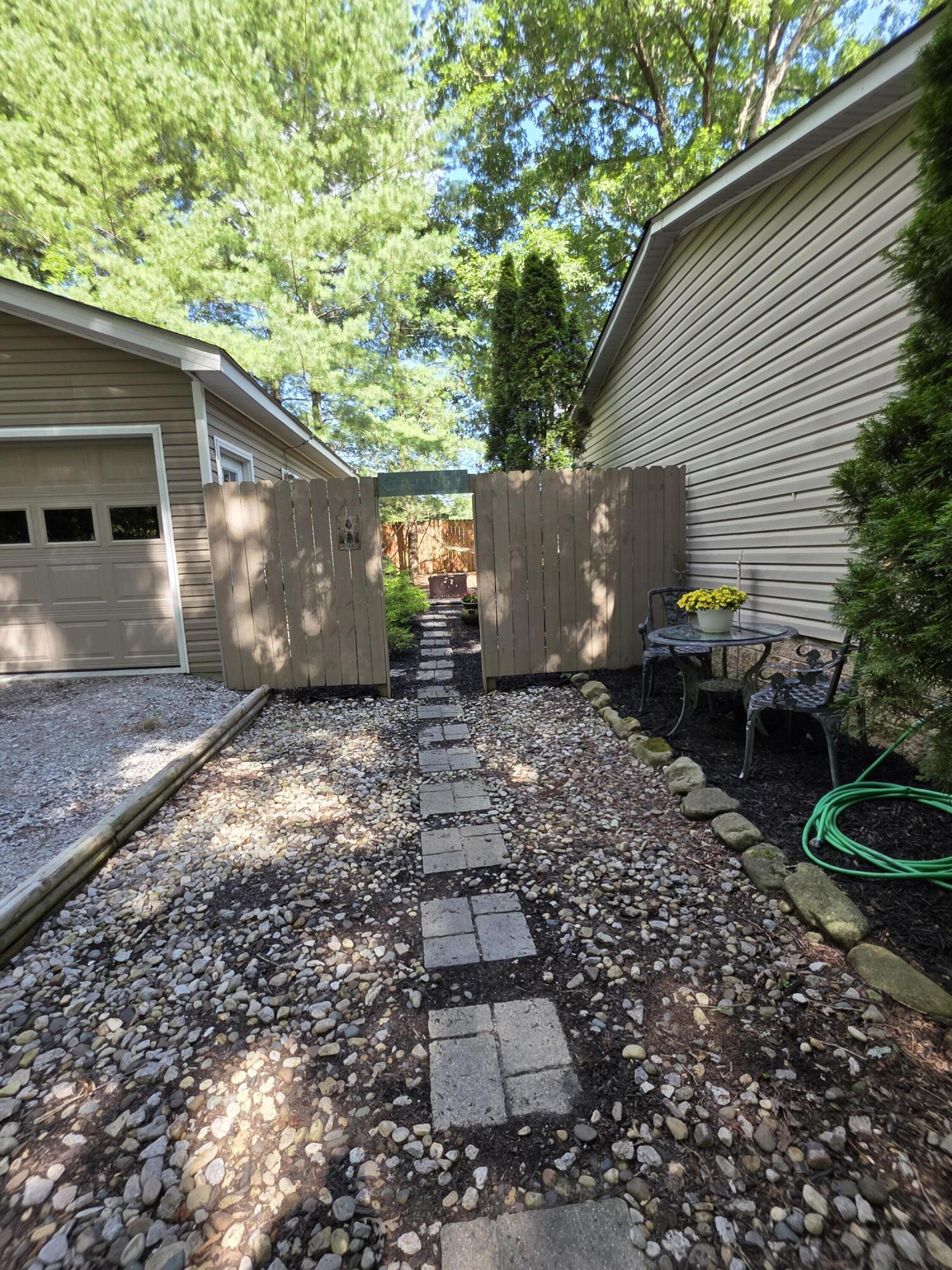 398 Armory Road Tracy City, TN 37387 - Photo 26 of 27 Side