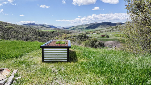 916 North Bonneville Road Preston, ID 83263 - Photo 13 of 37 Mountain view from front of the porch