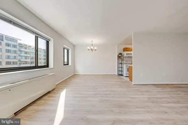 $2,175 | 1200 South Arlington Ridge Road, Unit 714, Arlington, VA 22202