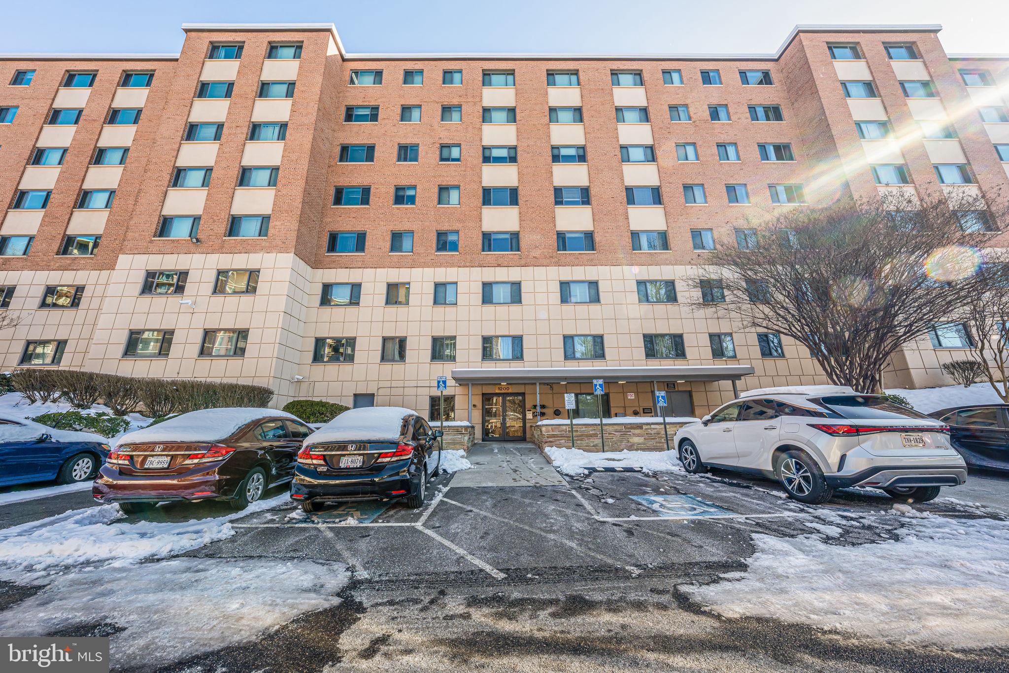1200 South Arlington Ridge Road, Unit 714 Arlington, VA 22202 - Photo 2 of 24