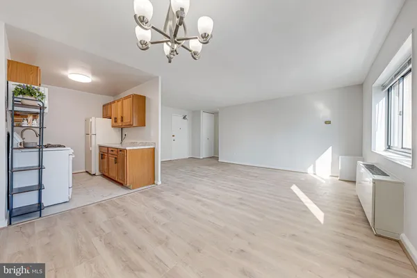 $2,175 | 1200 South Arlington Ridge Road, Unit 714, Arlington, VA 22202