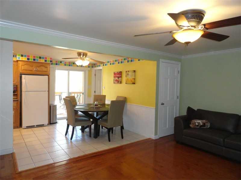 Living Room. 