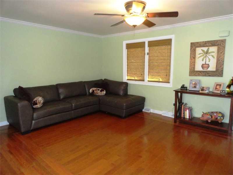 Living Room. 