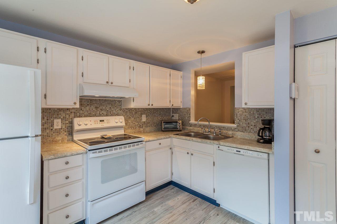 7815 Stephanie Lane Raleigh, NC 27615 - Photo 2 of 24