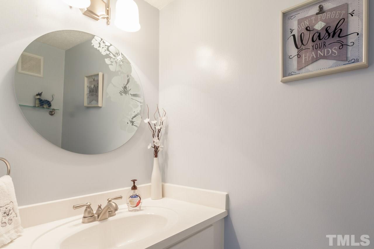 7815 Stephanie Lane Raleigh, NC 27615 - Photo 21 of 24