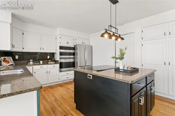 $874,000 | 2565 Edenderry Drive, Colorado Springs, CO 80919