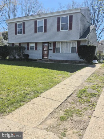 $308,000 | 801 North New Street, Clayton, NJ 08312