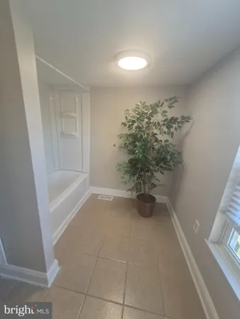$308,000 | 801 North New Street, Clayton, NJ 08312