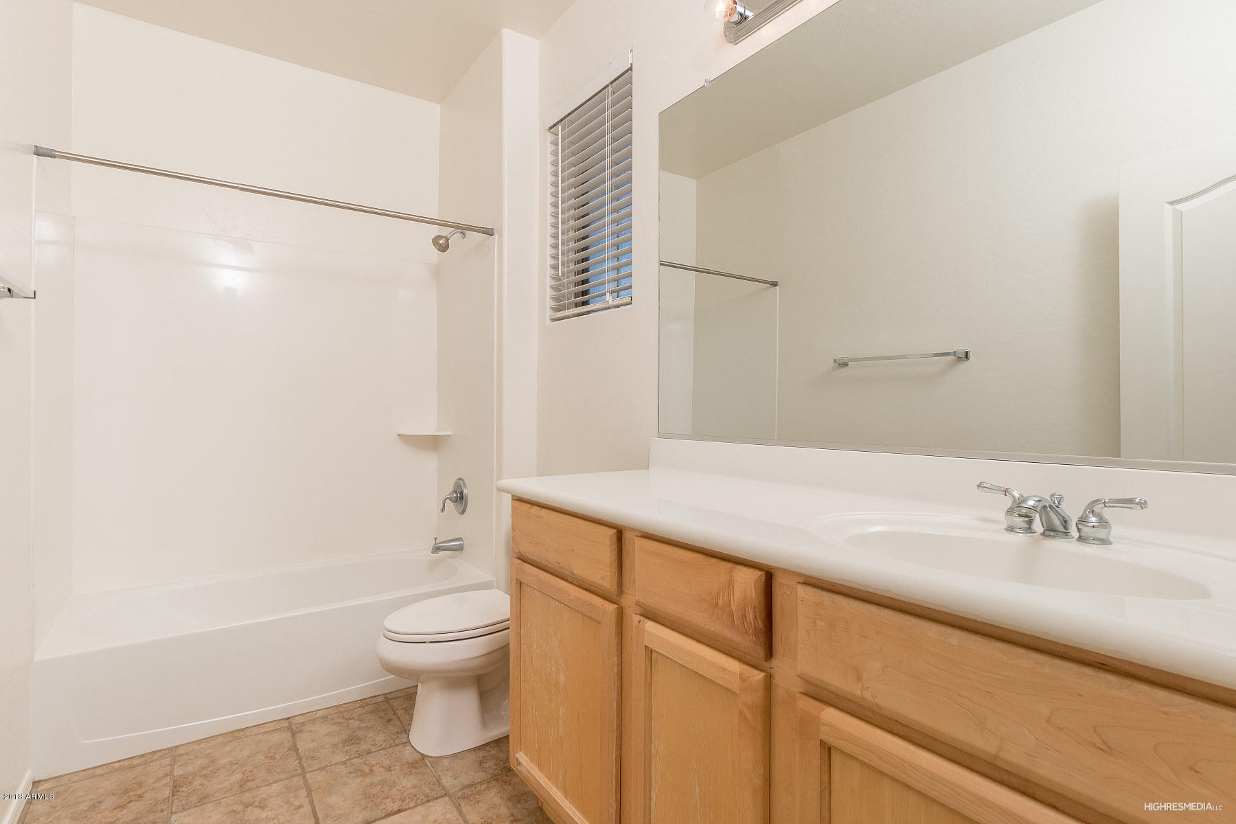 880 East Devon Road Gilbert, AZ 85296 - Photo 12 of 15 IMG7077_web
