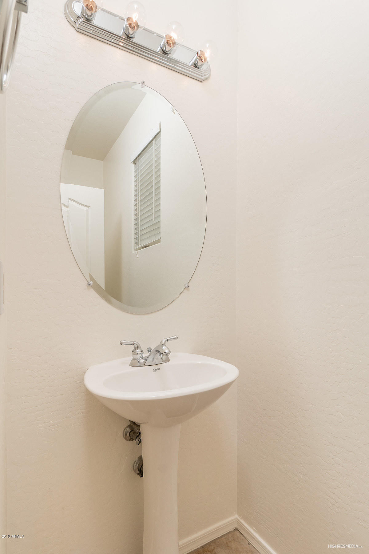 880 East Devon Road Gilbert, AZ 85296 - Photo 7 of 15 IMG7081_web