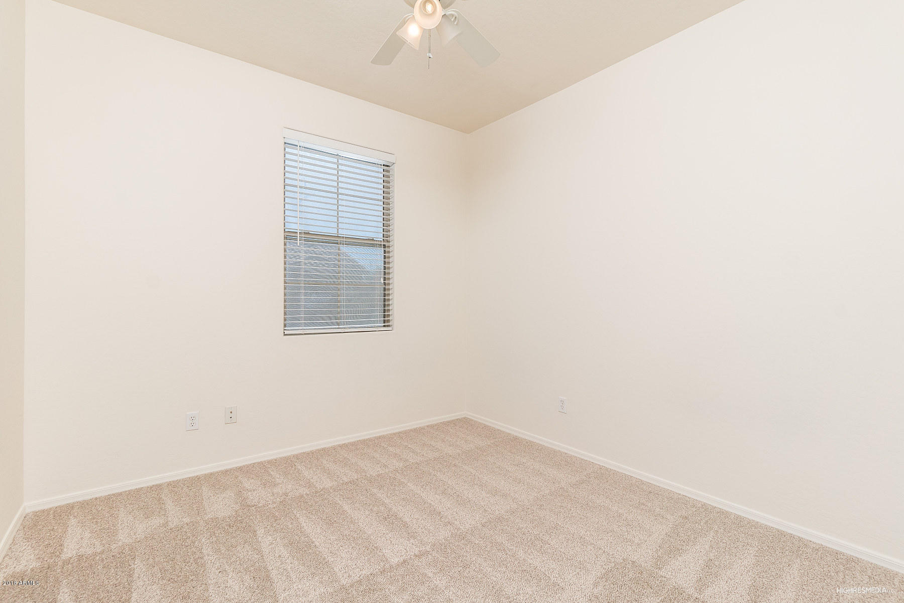880 East Devon Road Gilbert, AZ 85296 - Photo 9 of 15 IMG7073_web