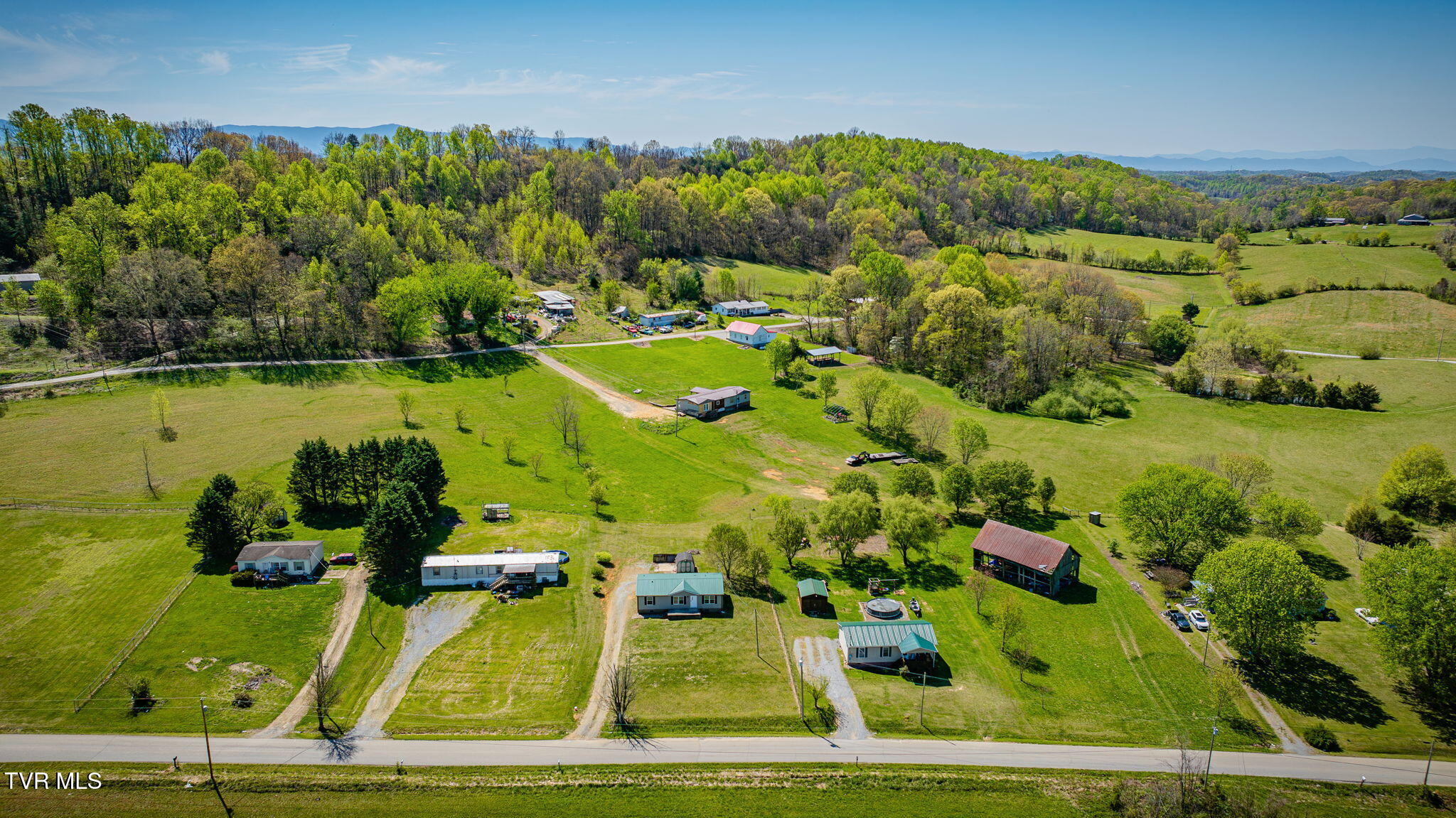 415 Rock Quarry Road Afton, TN 37616 - Photo 28 of 32 102