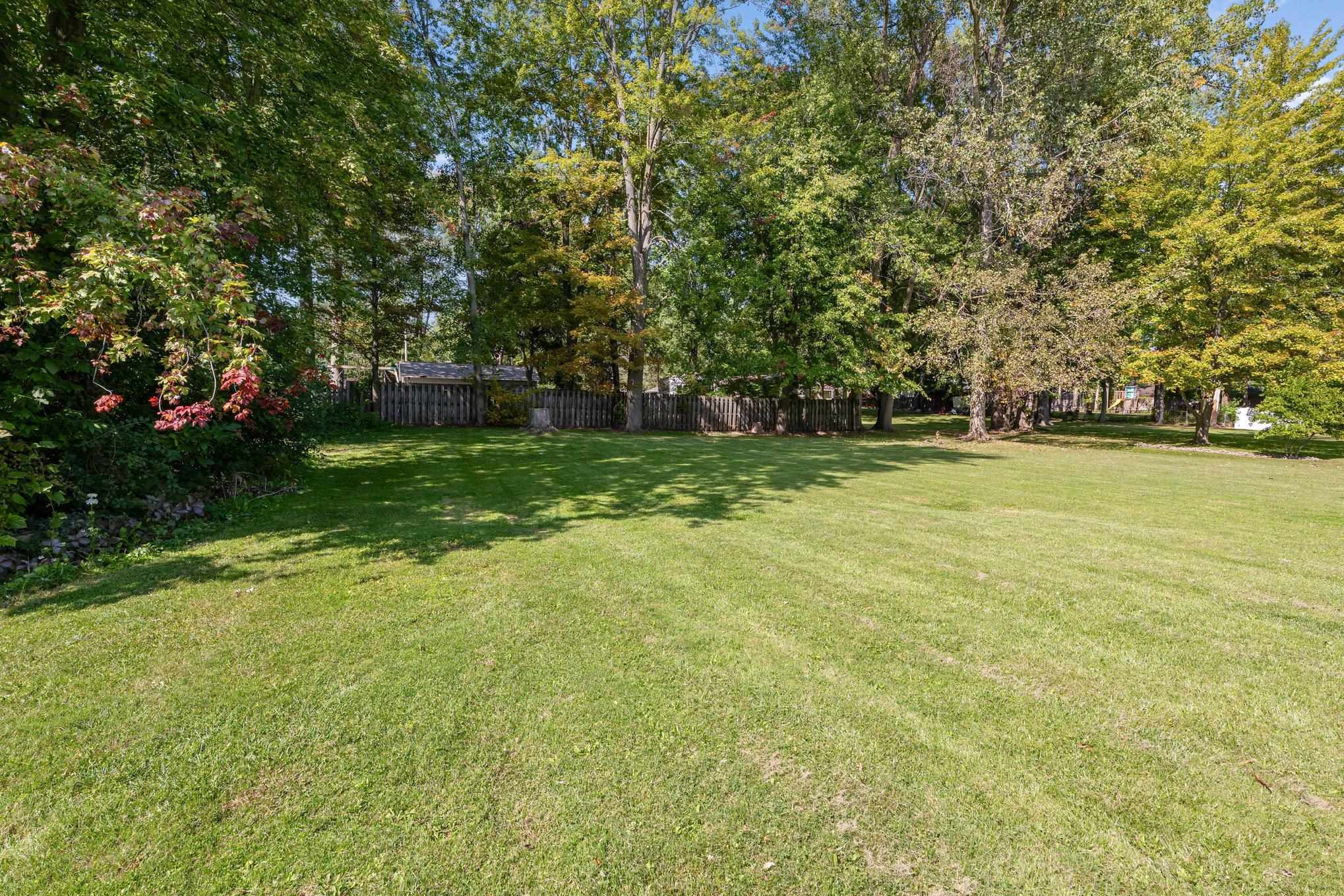 4802 Raymond Road Midland, MI 48642 - Photo 8 of 27