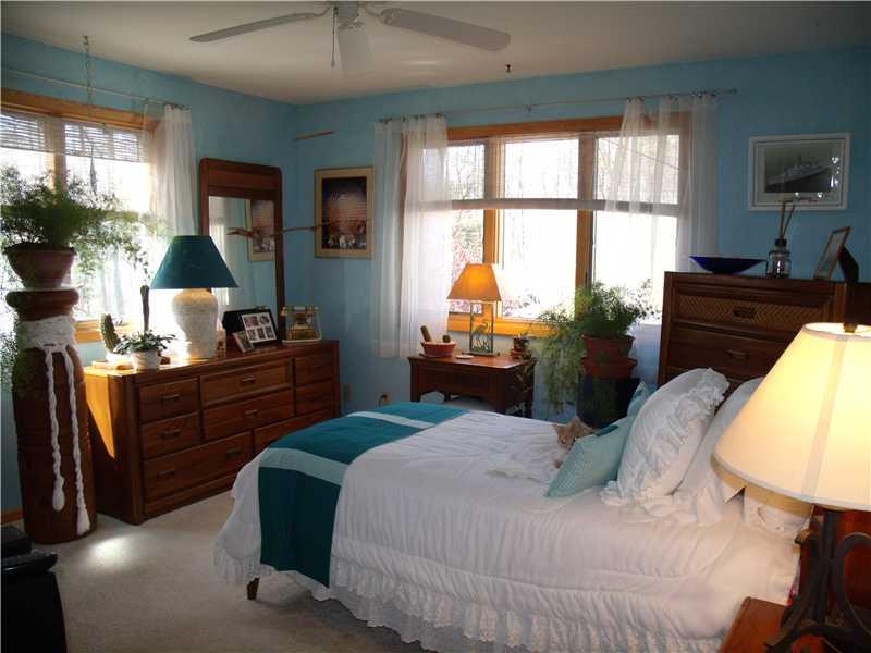 335 Sun Mine Road Sarver, PA 16055 - Photo 6 of 7 Bedroom.