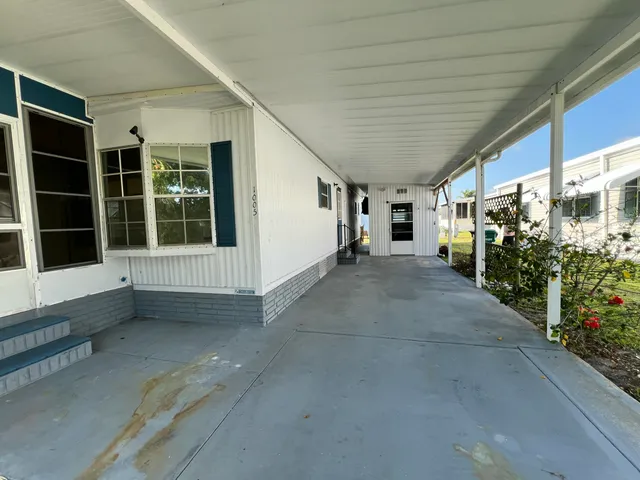$150,000 | 1005 Thrush Circle, Barefoot Bay, FL 32976