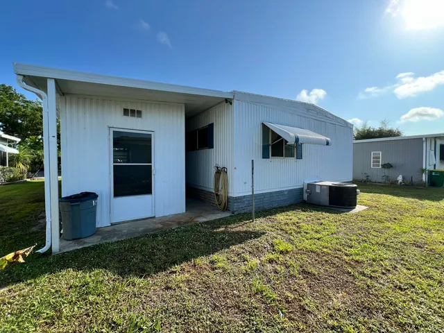 $150,000 | 1005 Thrush Circle, Barefoot Bay, FL 32976