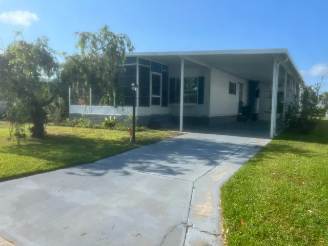 $150,000 | 1005 Thrush Circle, Barefoot Bay, FL 32976