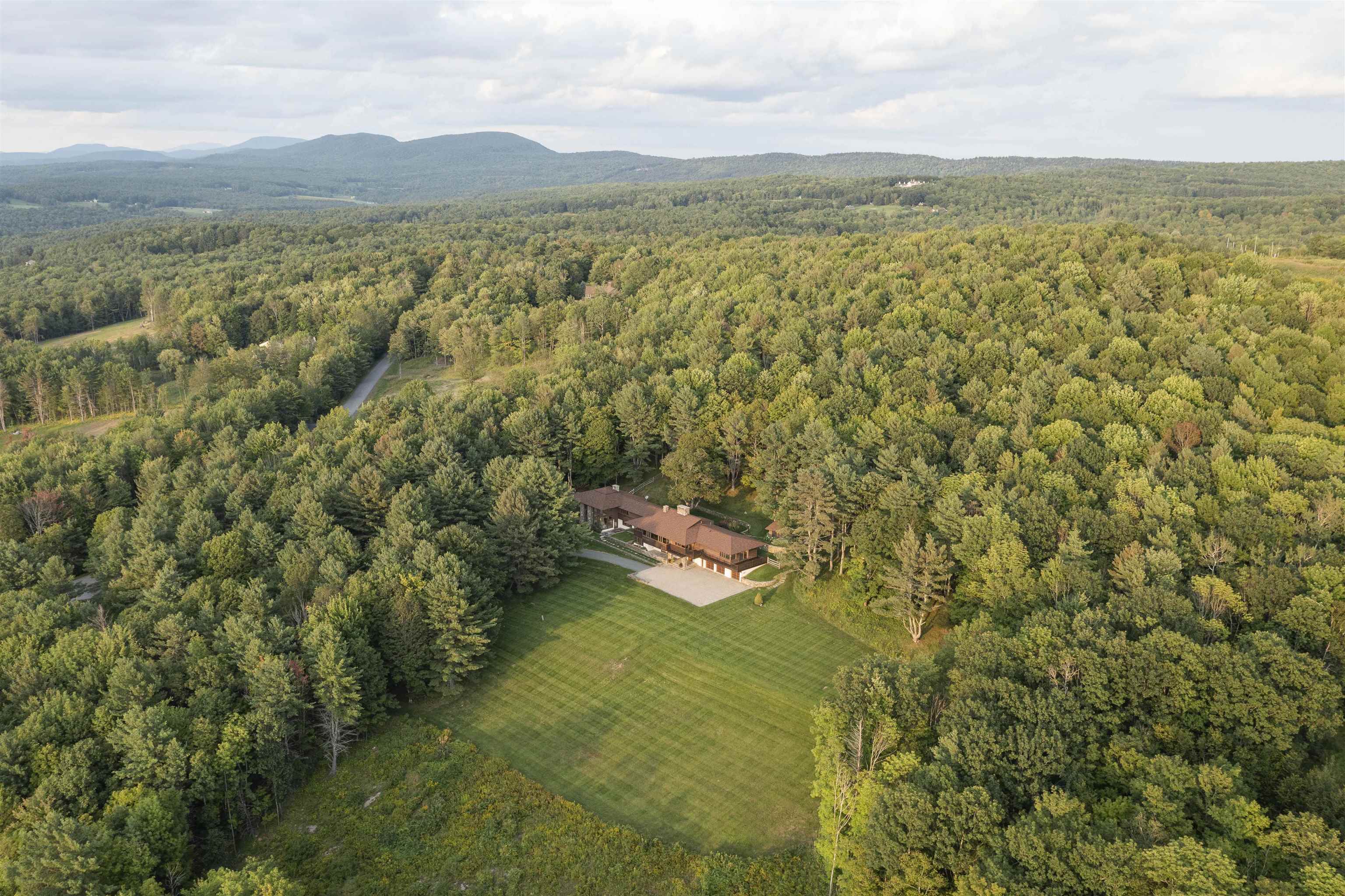 10 Gates Road Hanover, NH 03750 - Photo 38 of 40 Gallery Image 38