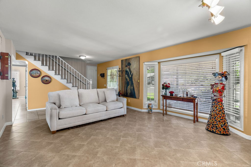 5444 Peacock Lane Riverside, CA 92505 - Photo 2 of 73