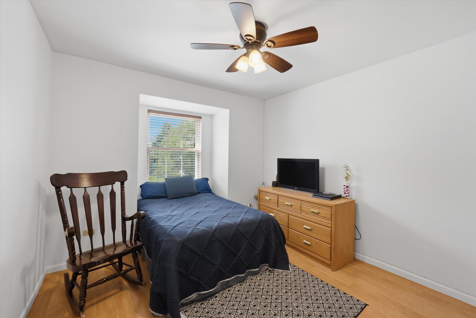 3215 Whitegate Road Joliet, IL 60431 - Photo 16 of 32
