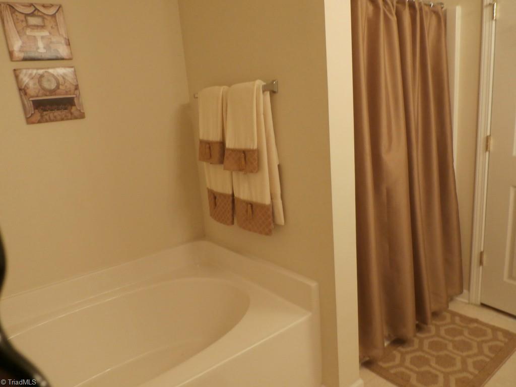 2783 WaterStone Loop High Point, NC 27265 - Photo 14 of 17 Garden Tub in Master Bath
