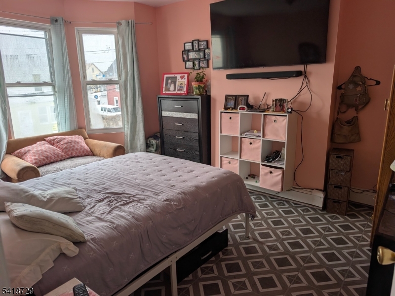 326 Elm Street Perth Amboy, NJ 08861 - Photo 15 of 22