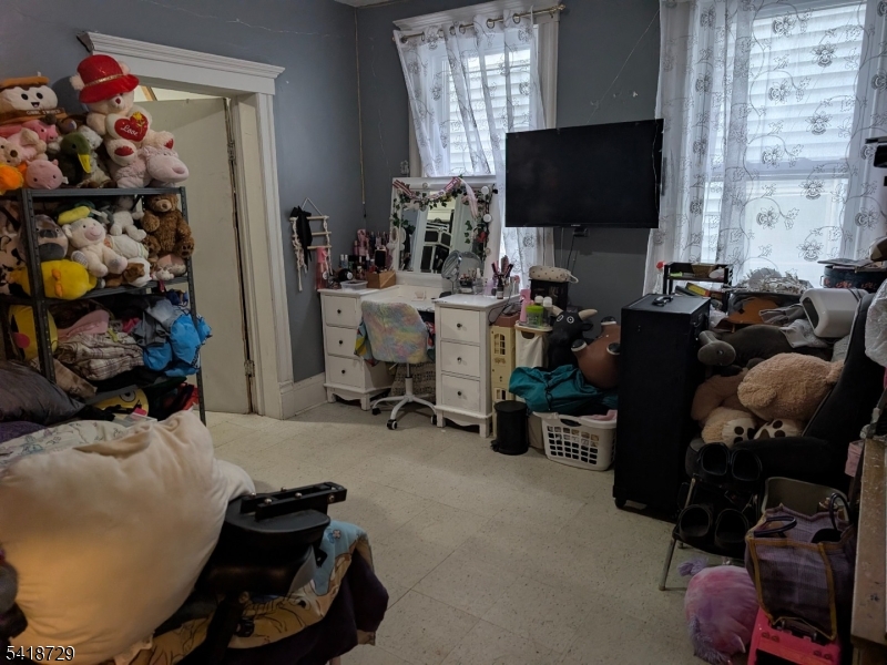 326 Elm Street Perth Amboy, NJ 08861 - Photo 17 of 22