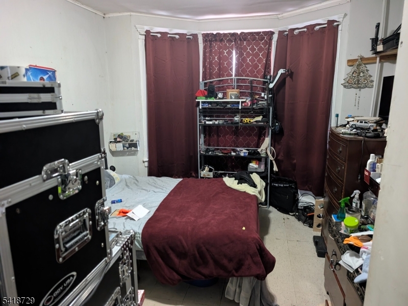 326 Elm Street Perth Amboy, NJ 08861 - Photo 18 of 22