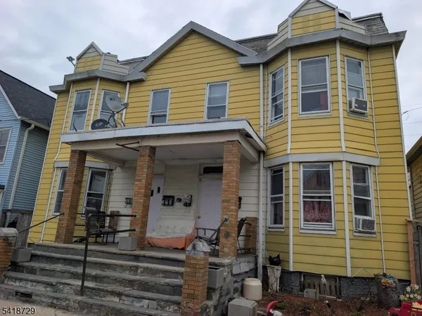 $999,999 | 326 Elm Street, Perth Amboy, NJ 08861
