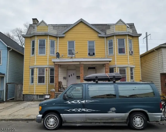$999,999 | 326 Elm Street, Perth Amboy, NJ 08861