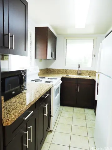 $2,100 | 2529 Pali Highway, Honolulu, HI 96817