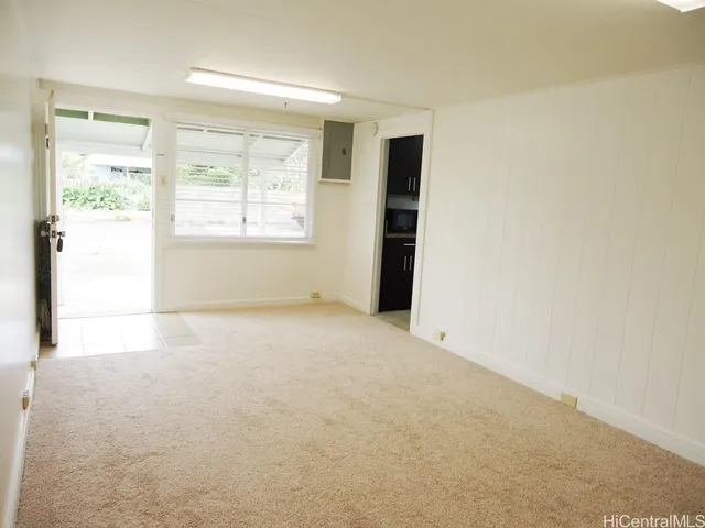 $2,100 | 2529 Pali Highway, Honolulu, HI 96817