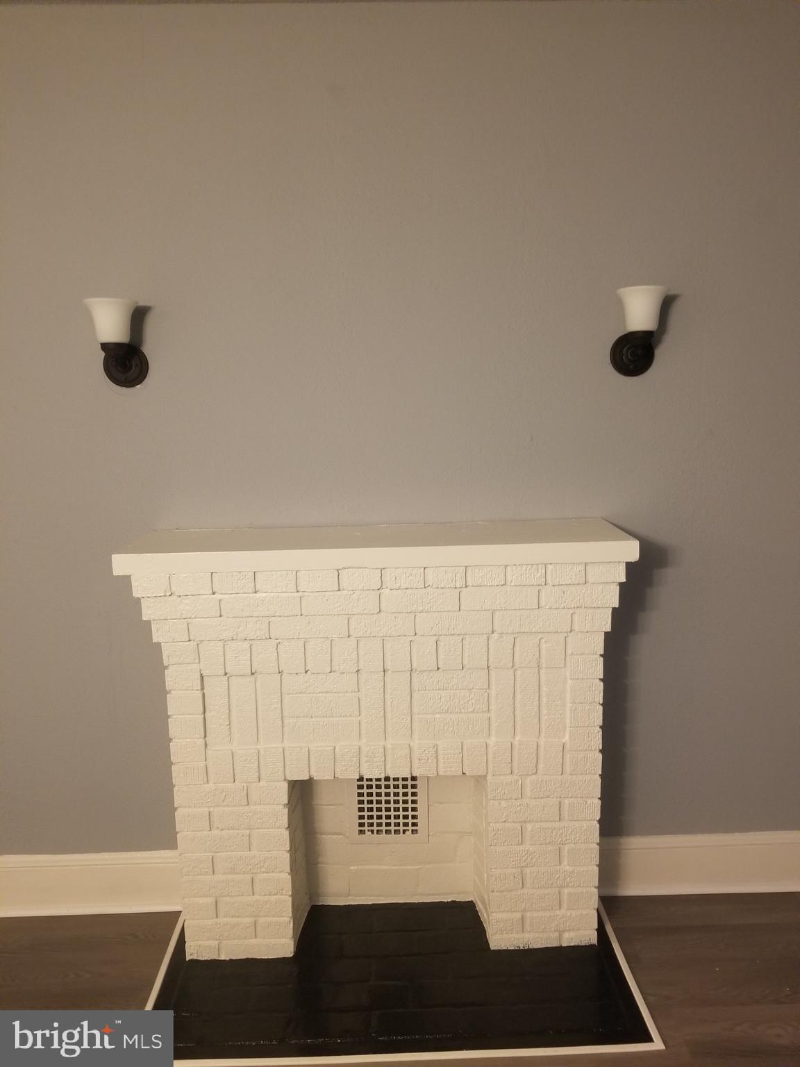 3109 Lawnview Avenue Baltimore, MD 21213 - Photo 9 of 23 a view of wooden floor