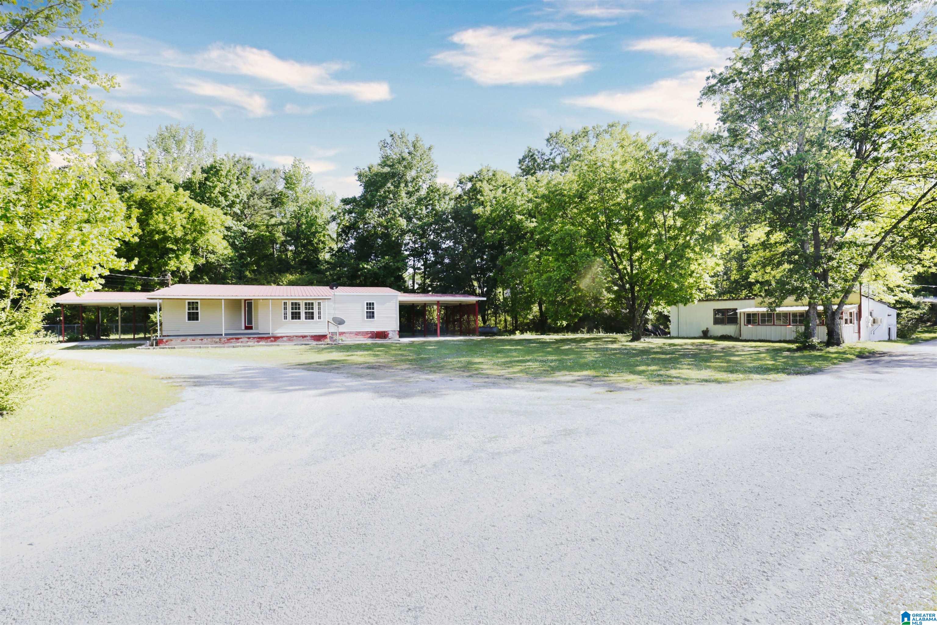 1045 Whites Gap Road Southeast Jacksonville, AL 36265 - Photo 1 of 23