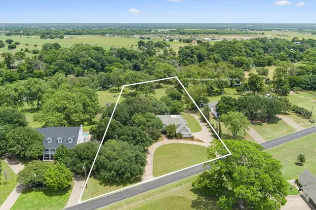 $995,000 | 1345 Stillwater Road, Waco, TX 76708