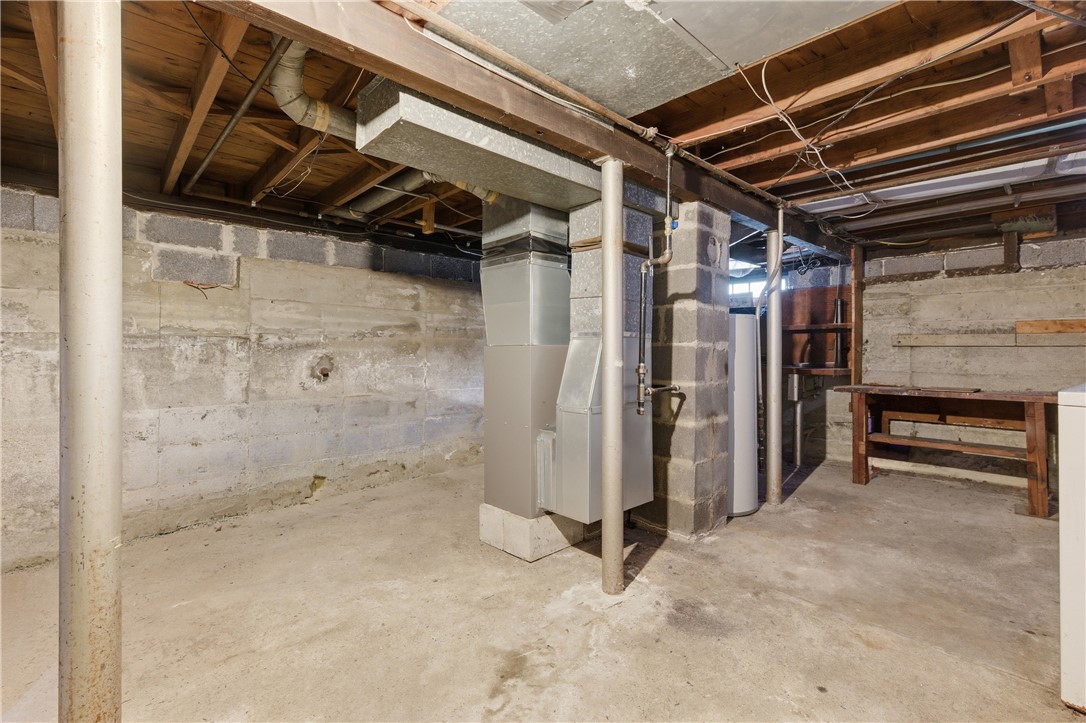 351 Maple Street Warwick, RI 02888 - Photo 19 of 29