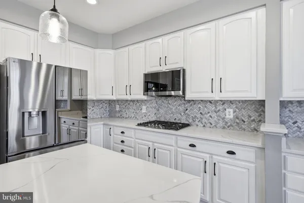 $3,500 | 19188 Sweig Terrace, Leesburg, VA 20176